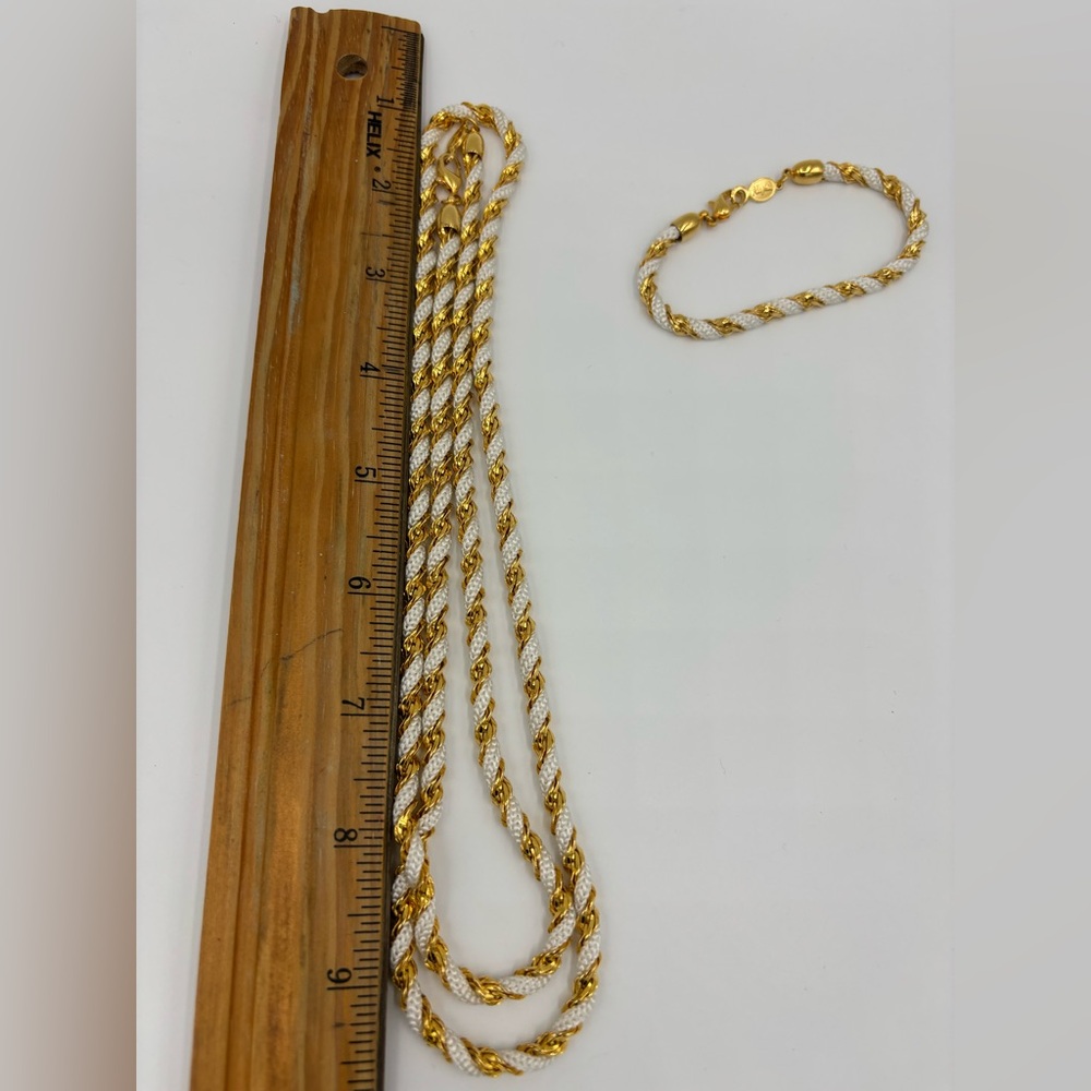 Vtg Napier white cloth and gold chain twist Chain Necklace and Bracelet